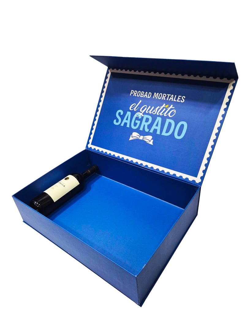 Caja rígida imantada Hellmann's edición Asado Sagrado abierta, fabricada por Sellerpack