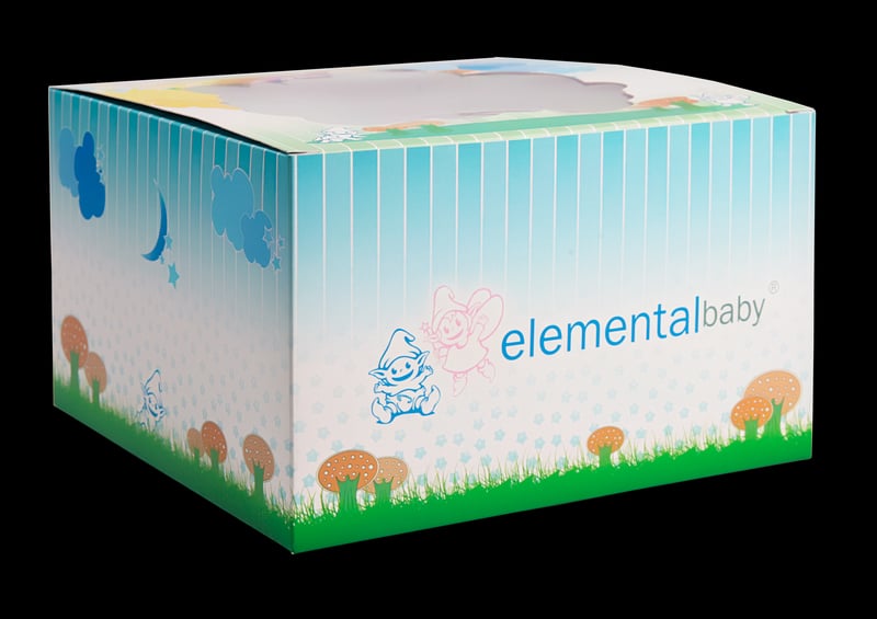 Caja Elemental Baby celeste con ilustraciones infantiles.